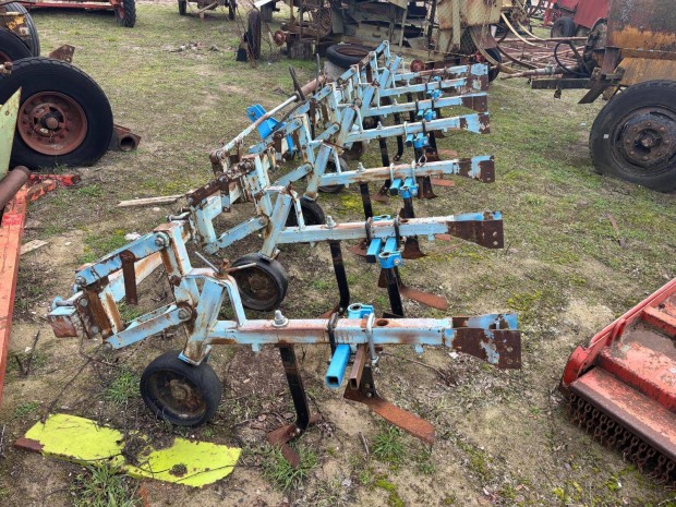 Omikron hidraulikus 6 soros sork�zm�vel� kultiv�tor