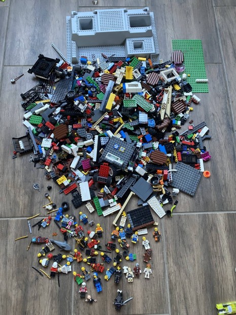 Ömlesztett Lego