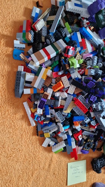 Ömlesztett Lego ( kb. 5-5.5kg)