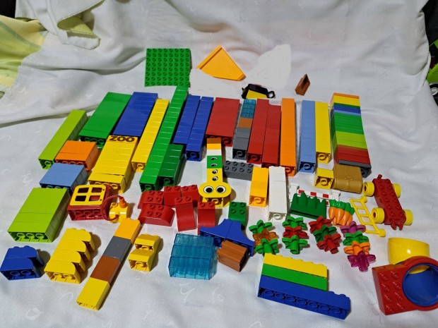 mlesztett, vegyes 278db-bl ll Lego Duplo csomag