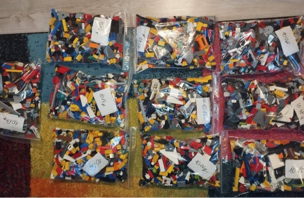 Ömlesztett lego kilós kiszerelésben több kg