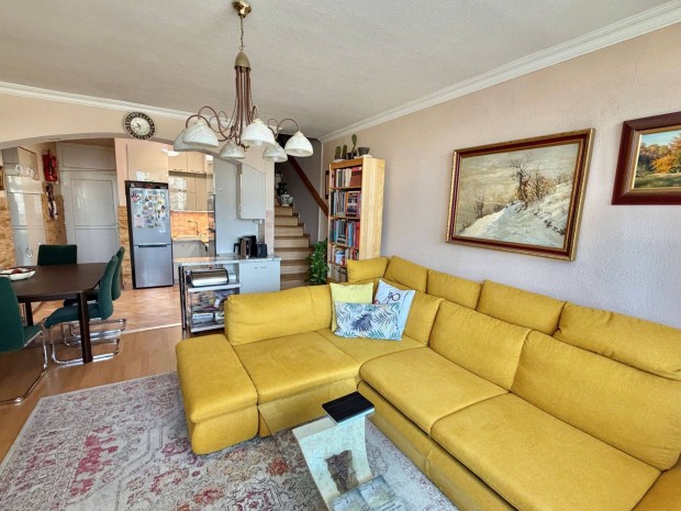 Omnia k�v�z� k�zel�ben nappali + 2 szob�s, 2 erk�lyes lak�s elad�!