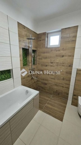 �n�ll� �j�p�t�s� otthon