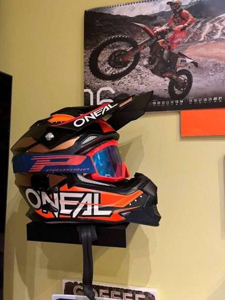 Oneal 2Series motocross sisak (M)