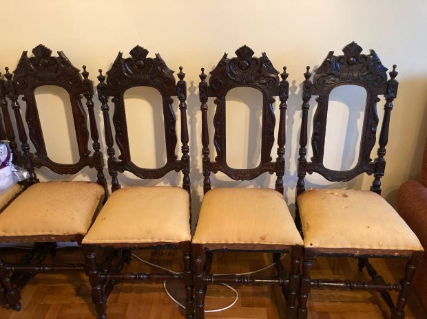 Ónémet gazdagon faragott restaurálás előtti szék