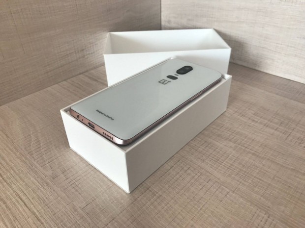 Oneplus 6, Silk White, 8/128 GB, Dual SIM, jszer, Ajndkokkal