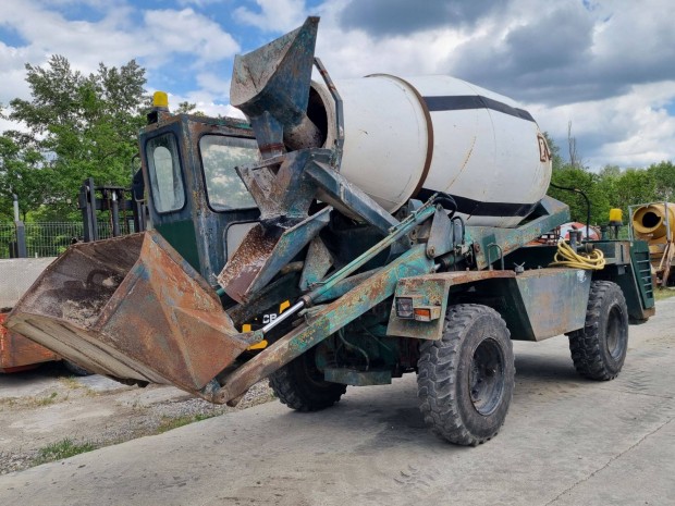 Önjáró betonkeverő betonmixer Italmacchine Mariner 28