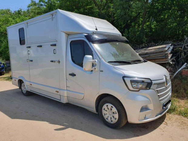 njr lszllt Renault Master