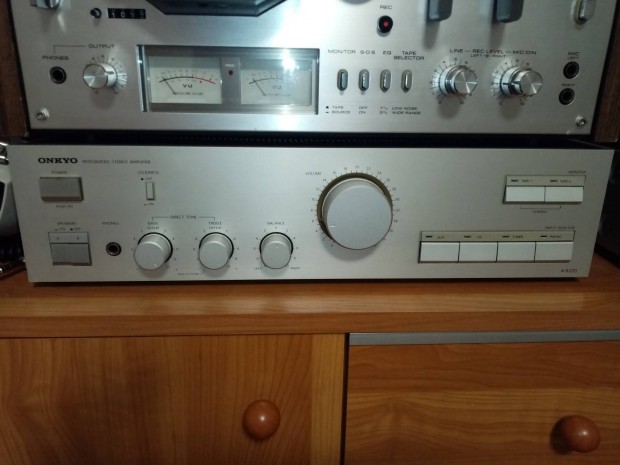 Onkyo A 8220 Hifi erst 