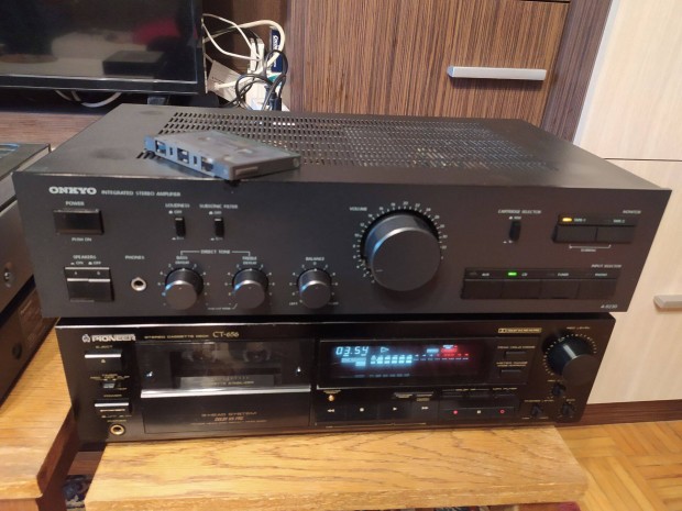 Onkyo A-8230 hifisztere erst MM/MC phonval elad