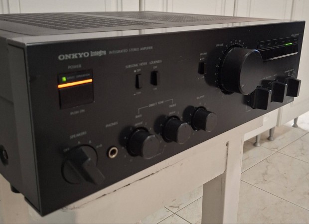 Onkyo A 8250 sztere erst 