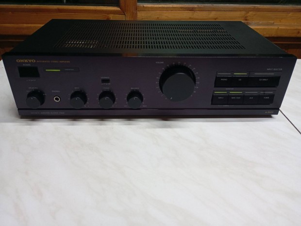 Onkyo A 8420 Erst Elad Szllts Az rban Utnvttel