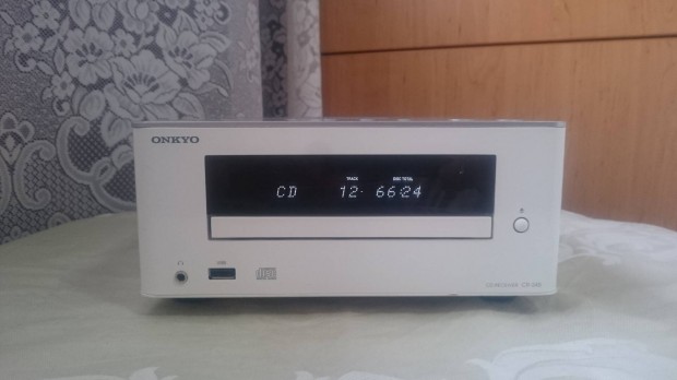 Onkyo CR-245 hifi, erst, USB, CD lejtsz, rdi, AUX 