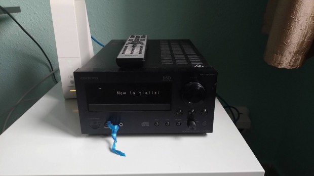 Onkyo CR-N765 CD Network receiver (spotify)