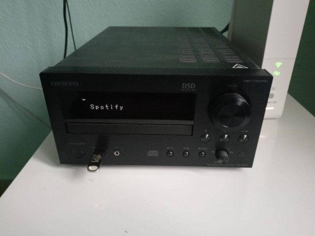 Onkyo CR-N765 CD Network receiver (spotify)