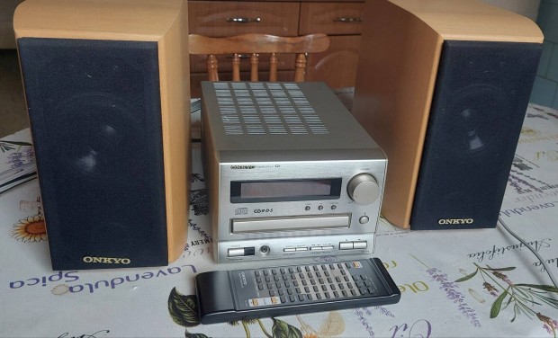 Onkyo Cr-185 cd receiver hangfalaival