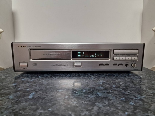 Onkyo Dx-6900 cd lejtsz 