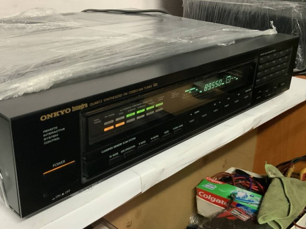 Onkyo Integra T4650 Rdi Tuner igen korrekt llapotban 