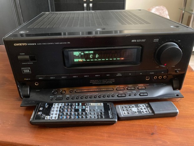 Onkyo Integra ersit