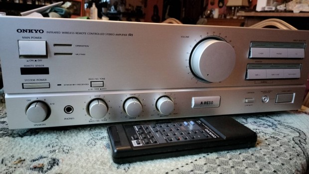 Onkyo Stereo Amplifier Tvirnytval A8630