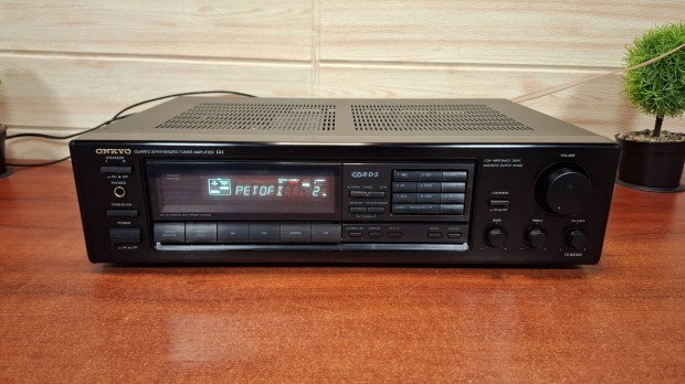 Onkyo TX 8210R