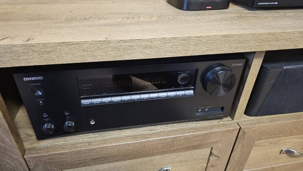 Onkyo TX-NR555