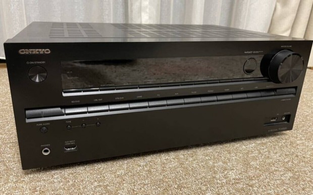 Onkyo TX-NR636 7.2 házimozi erősítő