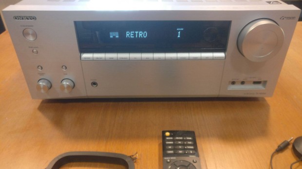 Onkyo TX-NR656 házimozi erősítő
