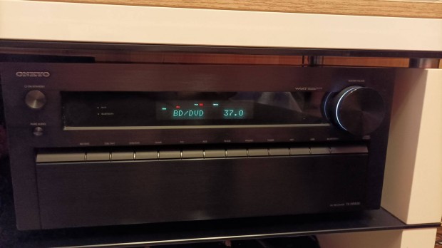 Onkyo TX-NR838 Dolby Atmos - THX Select 2 Plus