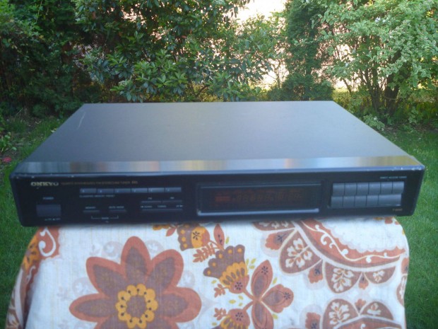 Onkyo T-4930 tuner