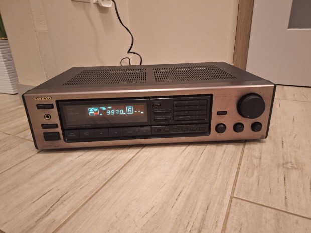 Onkyo receiver hibs 