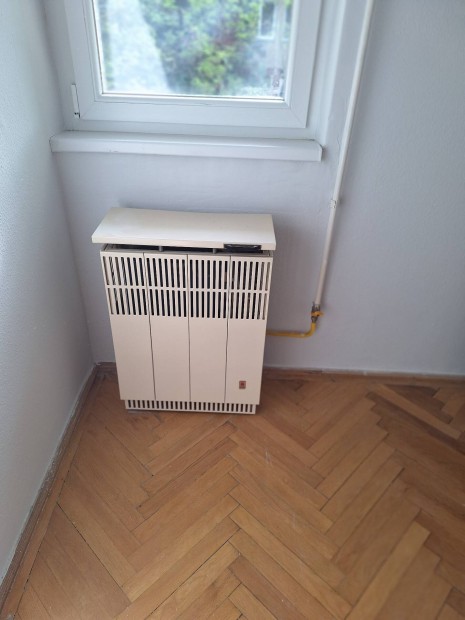 Öntöttvas konvektor jó állapotú