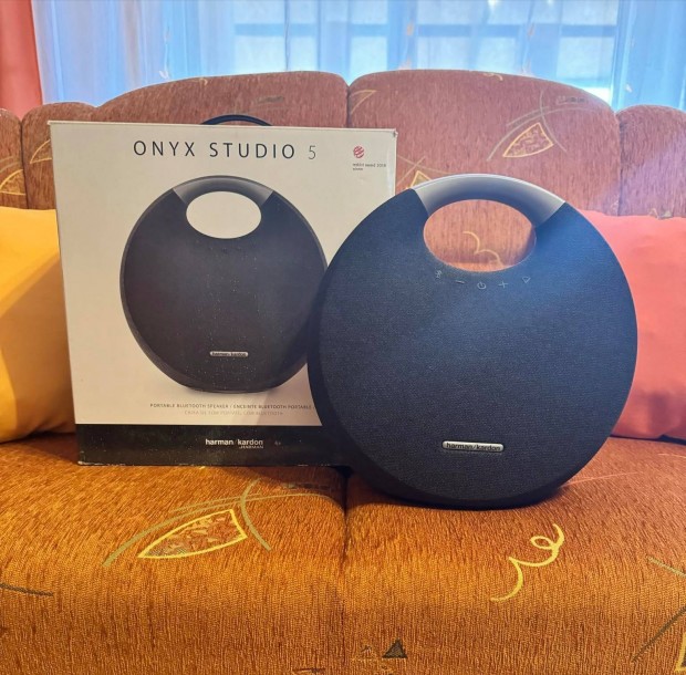 Onyx studio 5 Harman Karbon Bluetooth hangszr 