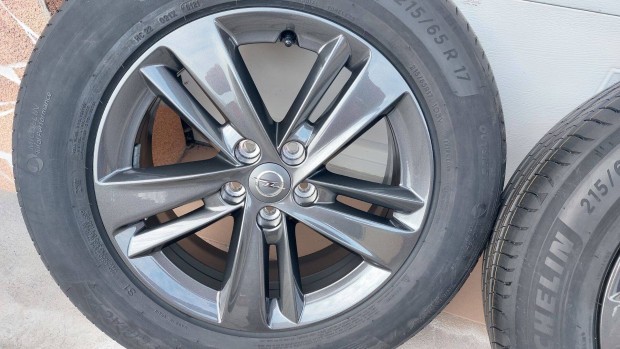 Óóó Gyári, Új,Opel Grandland X 17" alufelni új nyári gumi 5x108