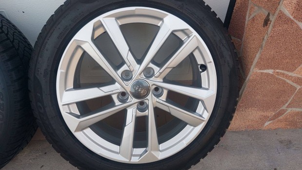 Óóó Gyári, új ,Audi S3-A3 Sport back 8Y 17" alufelni ,Új téligumi