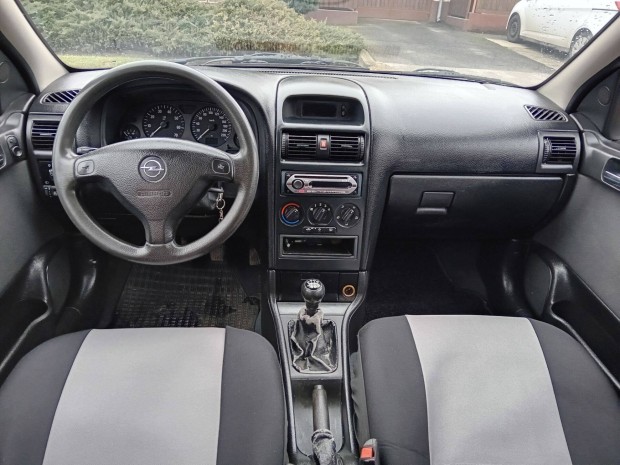 Opeel astra G 14.16v