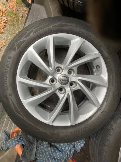 Opel 10 csavart küllős alufelni 5x105 mm, 16-os, Astra K autóra