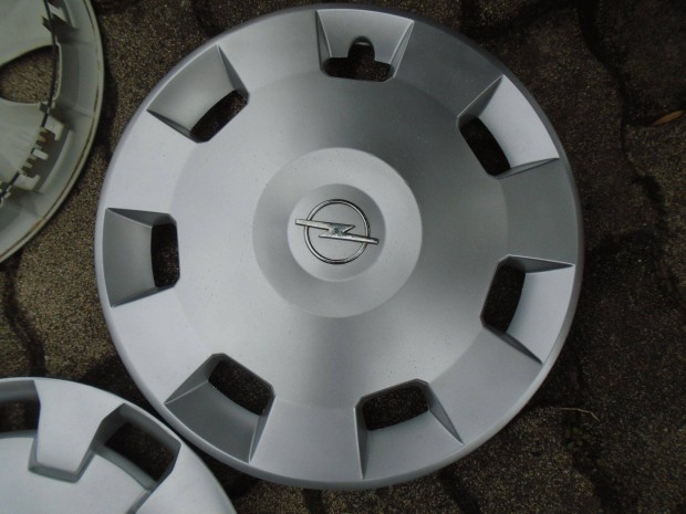 Opel 15" 15 collos gyri dsztrcsa 1 db