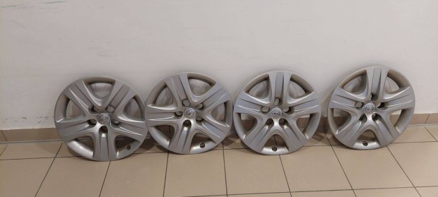 Opel 15"-os dsztrcsk eladk Debrecenben