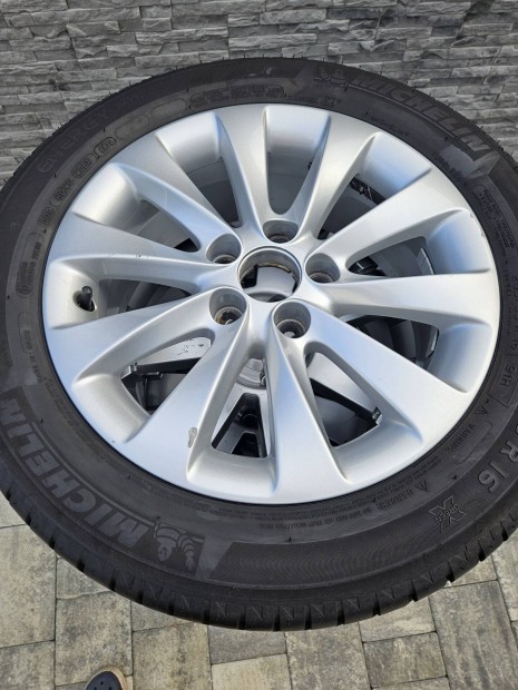 Opel 16" 5x110 Egy darab alufelni nyri gumival 