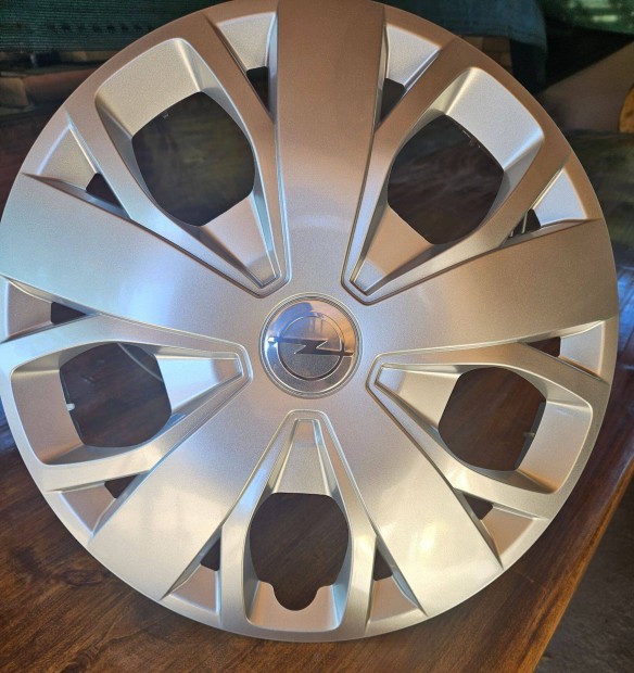 Opel 16" dsztrcsa