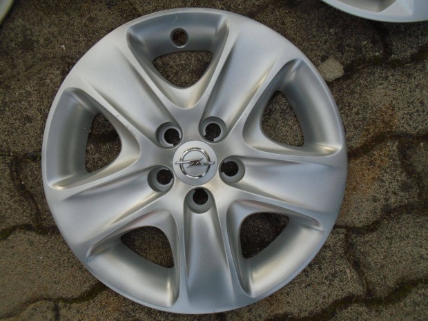 Opel 16" gyri dsztrcsa 1 db