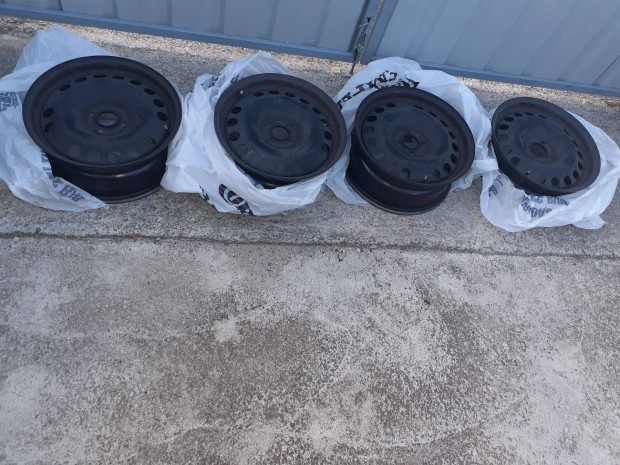 Opel 16" gyri lemezfelni garnitra, 4x100, et37