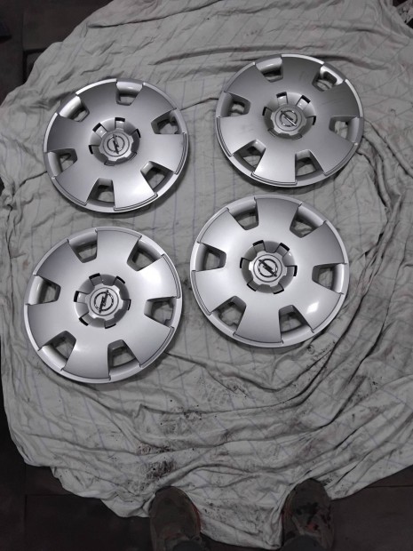 Opel 16"-os diszt�rcs