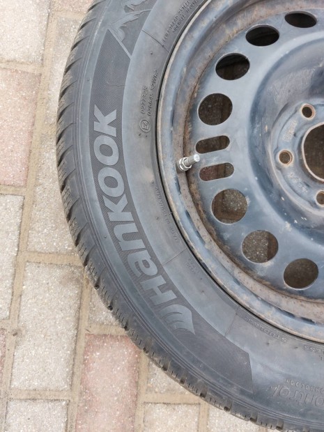 Opel 16 colos felni tli gumival Hankook