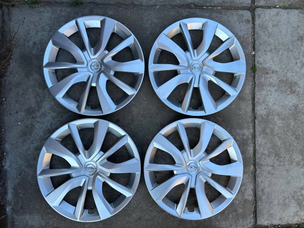 Opel 16-os gy�ri diszt�rcsa elad�!