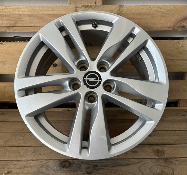 Opel 16os gyári alufelni 5x105 Astra K Tpms