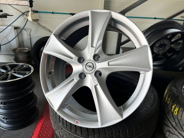 Opel 18" 4x100 alufelni elad 18 coll Astra Corsa