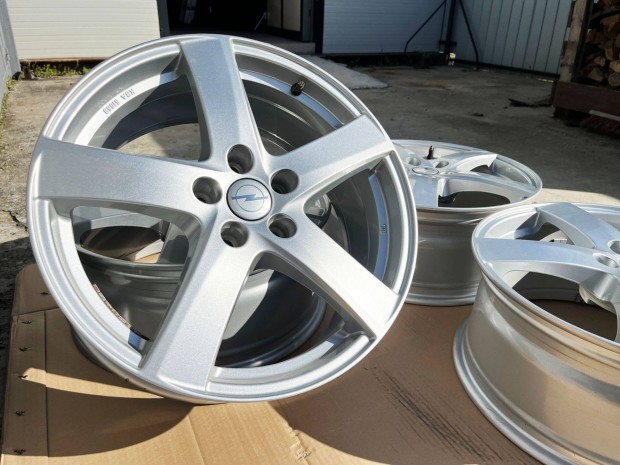 Opel 18" 5x115 alufelni elad 18 coll Astra Insignia Ampera