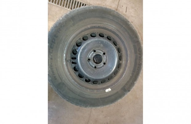 Opel 195/65R15 felnigarnitúra, téli gumikkal